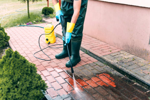 Best Sidewalk and Walkway Cleaning  in Oroville, WA